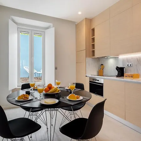 Beato Hub Residences - Perfect For Digital Nomads & Families